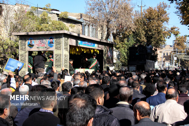 کرمانشاه در بدرقه هفت ستاره بی‌نشان