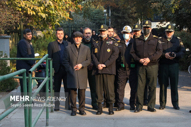 مراسم تشییع پیکرهای 100 شهید گمنام دوران دفاع مقدس در تهران