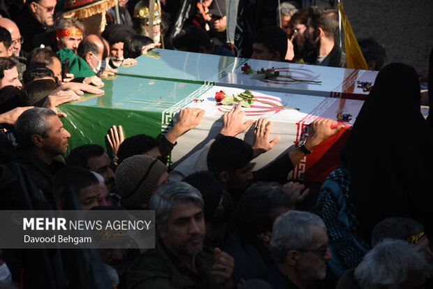 مراسم تشییع پیکر شهدای گمنام دفاع مقدس در مشهد