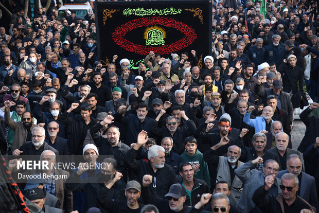 مراسم تشییع پیکر شهدای گمنام دفاع مقدس در مشهد