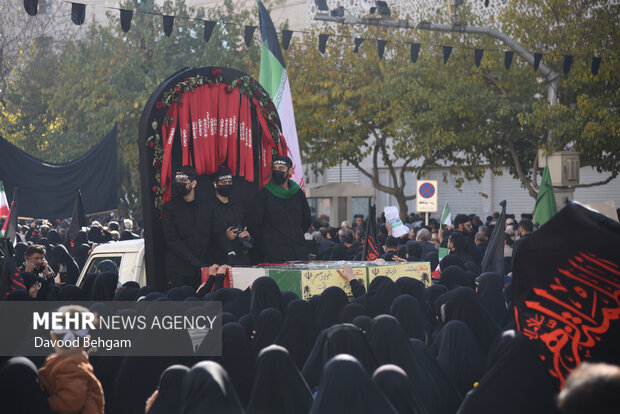 مراسم تشییع پیکر شهدای گمنام دفاع مقدس در مشهد