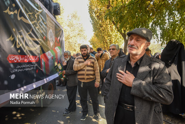 تشییع پیکر مطهر ۱۰ شهید گمنام در کرج