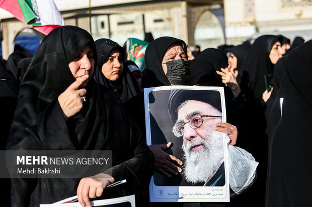 تشییع 7 شهید گمنام در شهر مقدس قم