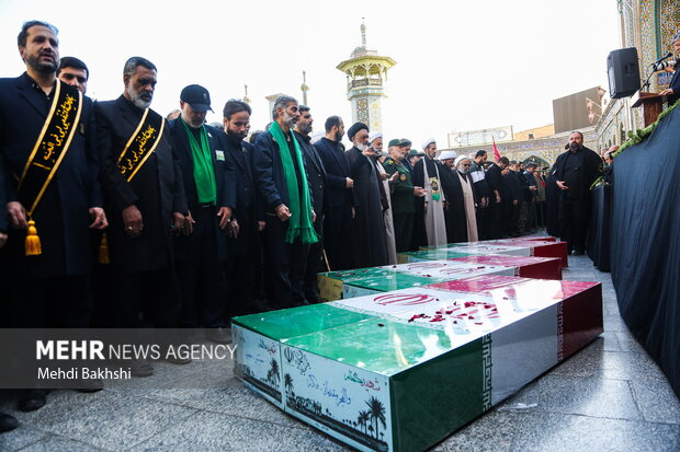 تشییع 7 شهید گمنام در شهر مقدس قم