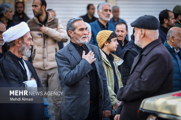 آیین تشییع ۲ شهید گمنام در شهر زنجان