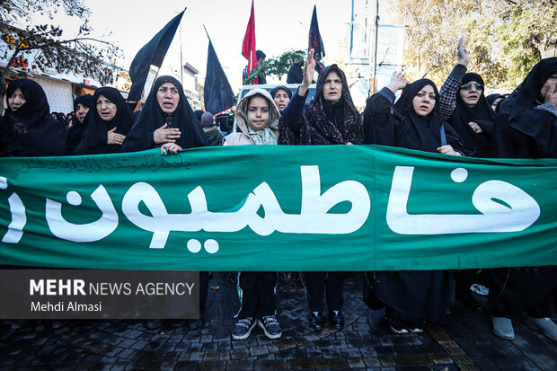 آیین تشییع ۲ شهید گمنام در شهر زنجان