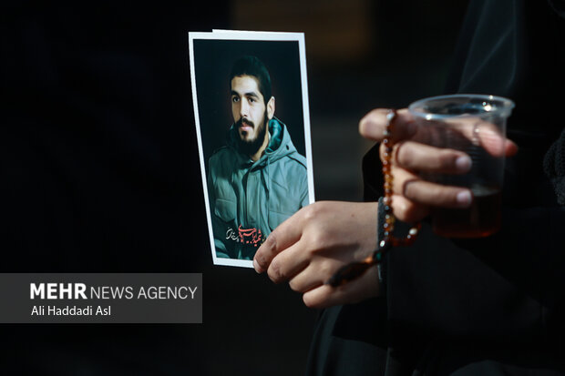 مراسم عزاداری شهادت حضرت زهرا (س) در میدان جهاد