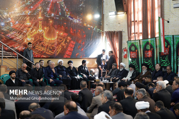 مراسم عزاداری روز شهادت حضرت زهرا (س) با حضور آیت الله حسینی بوشهری نماینده مردم بوشهر در مجلس خبرگان رهبری
