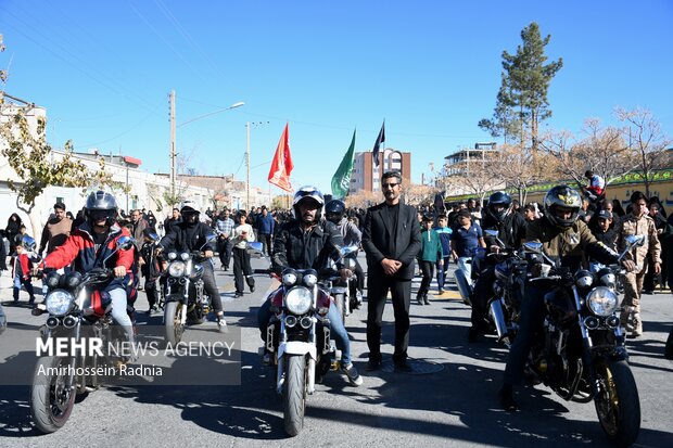 خاکسپاری پیکر پاک شهید گمنام در بیرجند