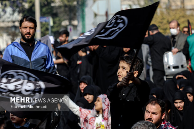 مراسم عزاداری شهادت حضرت زهرا (س) در میدان نبوت