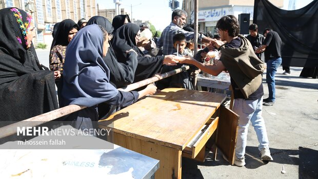 مراسم عزاداری ظهر شهادت حضرت فاطمه(س) در ایرانشهر