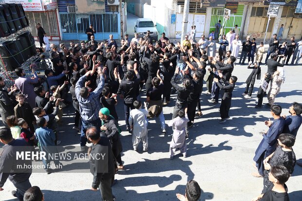 مراسم عزاداری ظهر شهادت حضرت فاطمه(س) در ایرانشهر