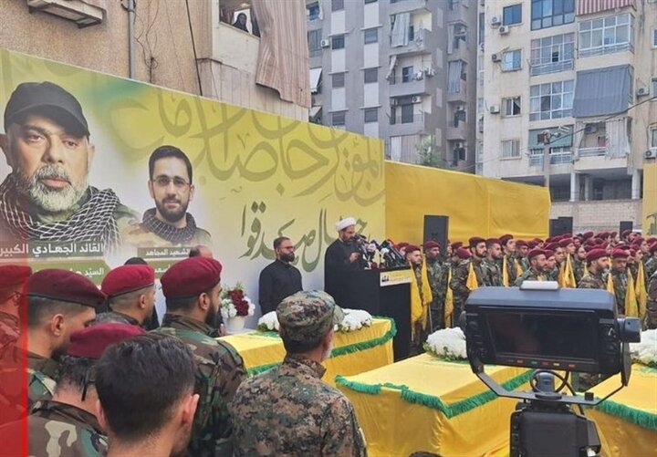 الضاحية الجنوبية لبيروت تودّع القائد الطبطبائي ورفاقه..الشيخ دعموش: دماء الشهداء تزيد المقاومة ثباتا