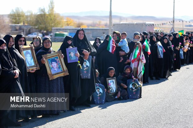 تشییع پیکر شهید گمنام در روستای آق قاسملوی مشگین شهر