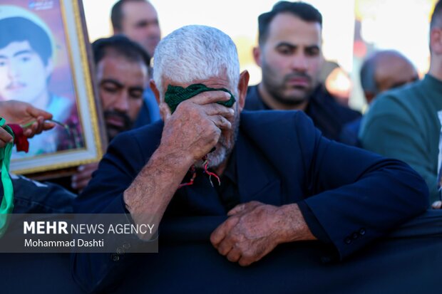 تشییع پیکر شهید گمنام در روستای آق قاسملوی مشگین شهر