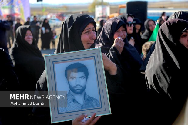 تشییع پیکر شهید گمنام در روستای آق قاسملوی مشگین شهر