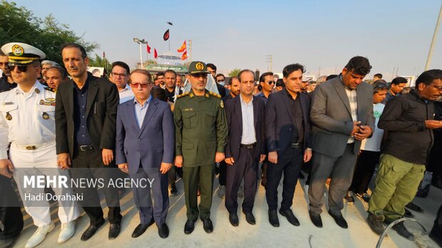 شهید گمنام در روستای سرمستان خاکسپاری شد