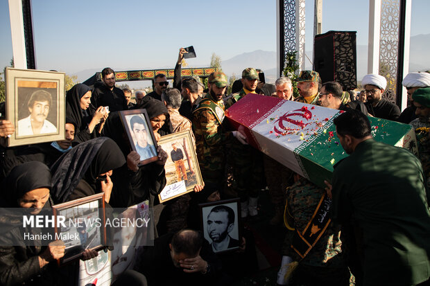 تدفین شهید گمنام در روستای آهنگر محله گرگان