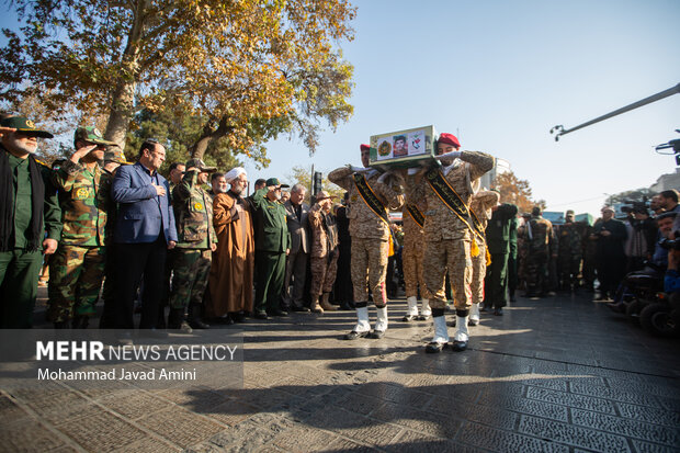 تشییع پیکر شهدای گمنام دفاع مقدس در قزوین