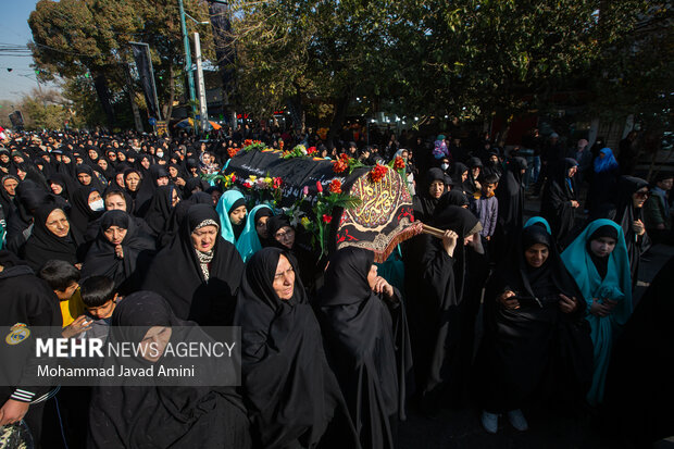 تشییع پیکر شهدای گمنام دفاع مقدس در قزوین