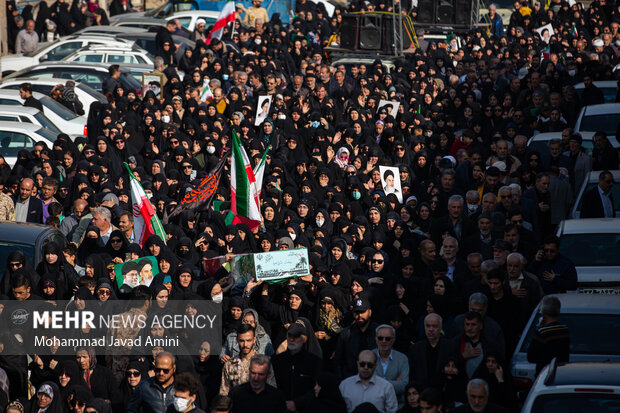 تشییع پیکر شهدای گمنام دفاع مقدس در قزوین