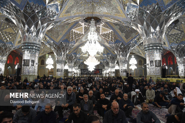 مراسم شام شهادت حضرت فاطمه زهرا(س) در حرم رضوی