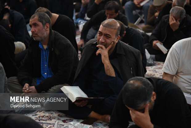 مراسم شام شهادت حضرت فاطمه زهرا(س) در حرم رضوی