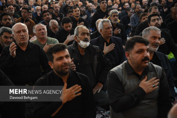 مراسم شام شهادت حضرت فاطمه زهرا(س) در حرم رضوی