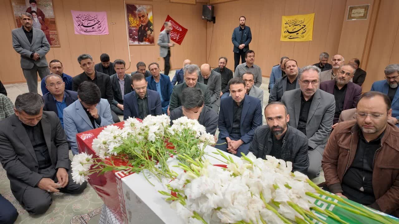 سمنان در «سوگ مادر» شهدایی شد؛ روایت مشایعت ۸ لاله عاشق