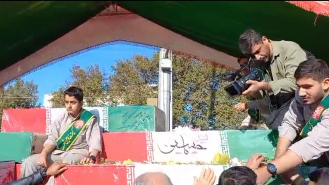 تشییع پیکرهای مطهر ۱۰ شهید گمنام در ساری