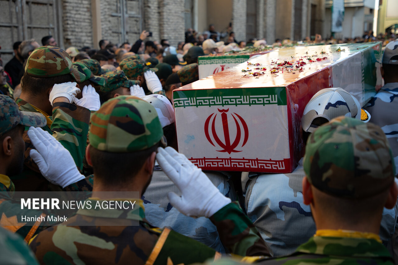 گمنامی در آغوش فاطمیه؛ روایت یک سفر از خیابان انقلاب تا معراج شهدا