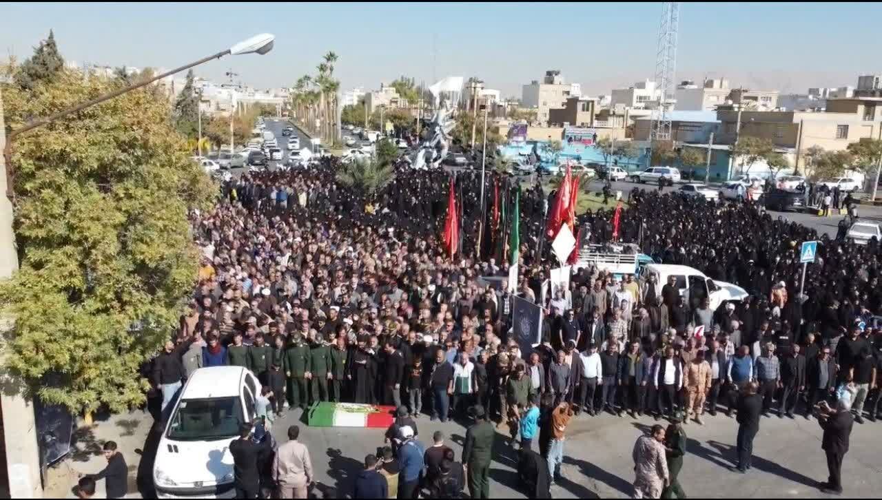 ۲ شهید گمنام در کهف‌الشهدا و بوستان والفجر شیراز آرام گرفتند