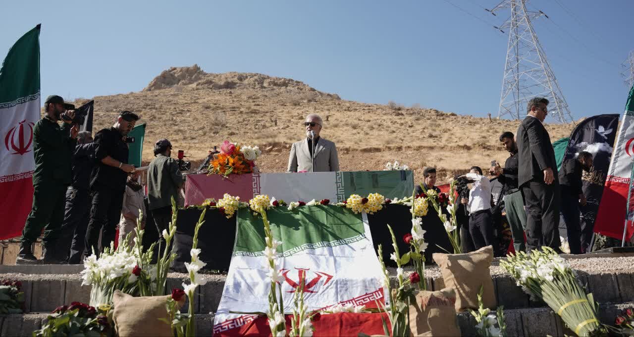 شهردار شیراز: راه شهدا امروز در خدمت‌رسانی صادقانه به مردم معنا دارد