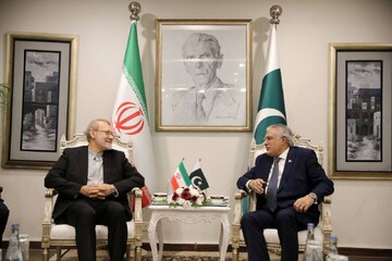 لاريجاني يلتقي وزير الخارجية الباكستاني