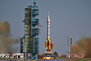 Çin, Shenzhou-22 uzay aracını fırlattı (+Video)