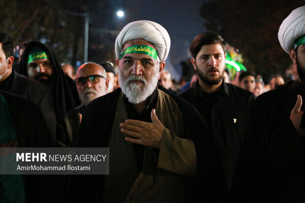 تشییع نمادین حضرت زهرا در ورامین برگزار شدد