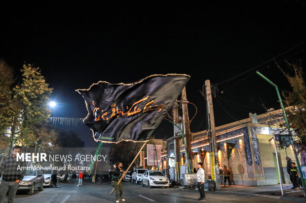 تشییع نمادین حضرت زهرا در ورامین برگزار شدد