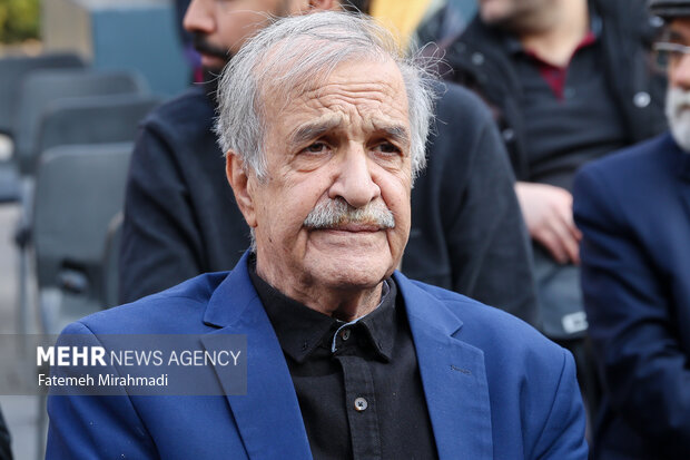 مراسم تشییع پیکر هادی مرزبان