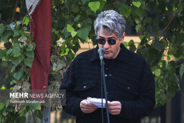 مراسم تشییع پیکر هادی مرزبان