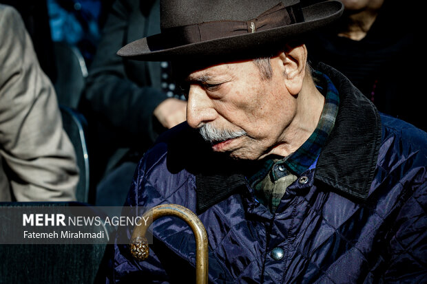 مراسم تشییع پیکر هادی مرزبان