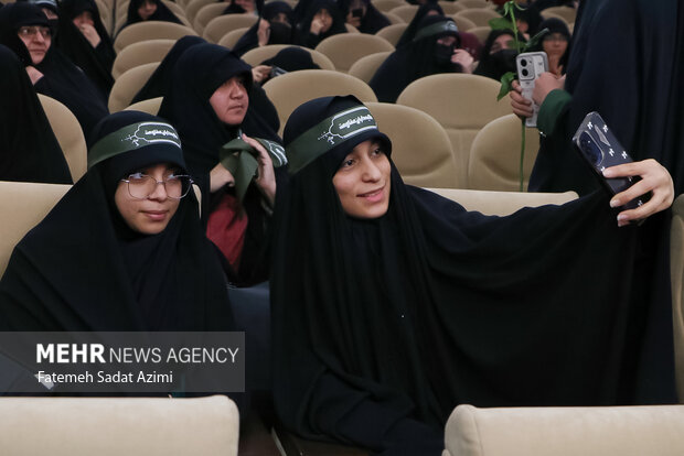 همایش طلایه داران مقاومت در قم