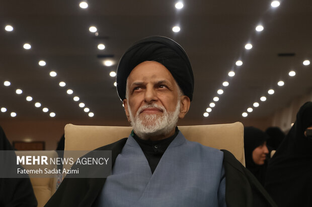 همایش طلایه داران مقاومت در قم