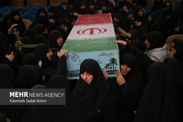 همایش طلایه داران مقاومت در قم