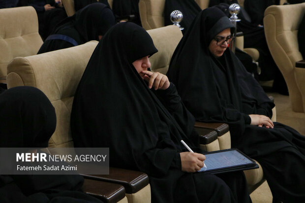 همایش طلایه داران مقاومت در قم