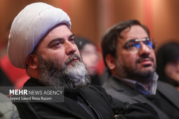 مراسم شب واژه ها