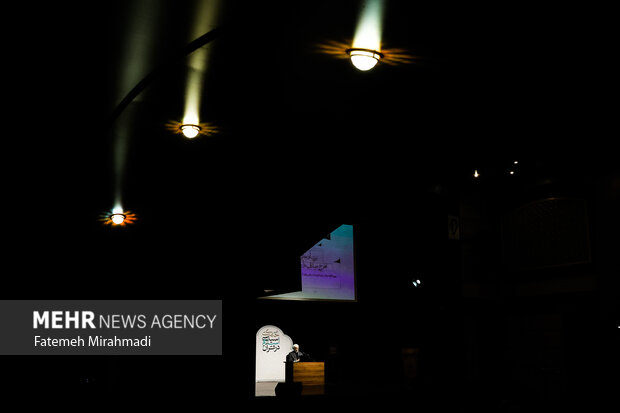 صد و بیست و دومین جلسه از سلسله جلسات حکمت سیاسی اسلام در قرآن