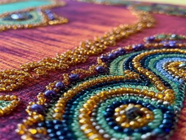 صنایع‌دستی؛ مسیر توانمندسازی زنان خانه‌دار در کردستان