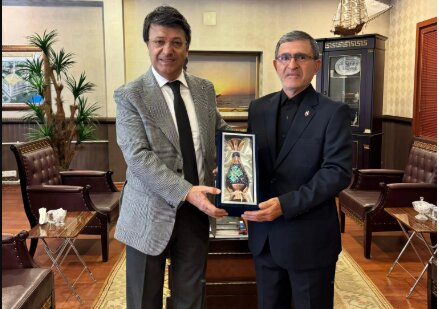 İranlı dipomat Van Milletvekili ile görüştü