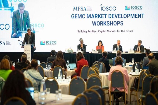 مالي،رئيس،بازارهاي،مالت،بازار،سرمايه،جهاني،اروپا،هوش،مصنوعي، ...