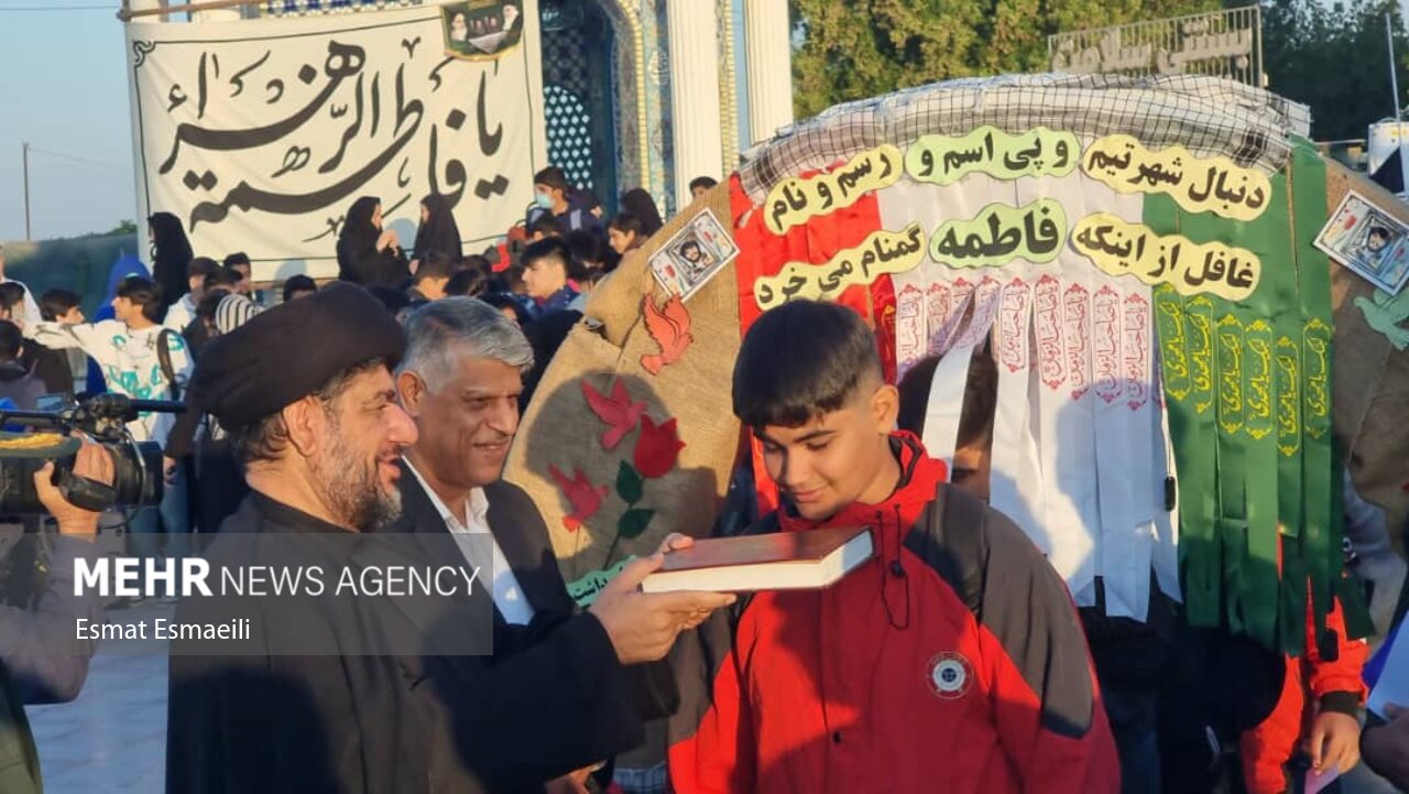 کاروان راهیان نور دانش‌آموزی گناوه اعزام شد